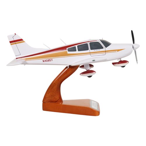 Piper PA-28-180 Cherokee Custom Aircraft Model - View 5