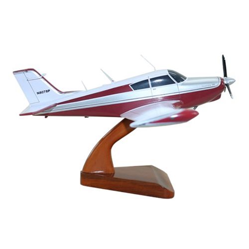 Piper PA-24-250 Comanche Custom Aircraft Model - View 6