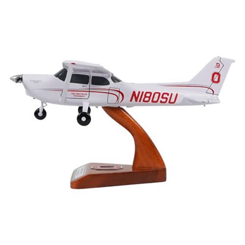 Cessna 172S Custom Aircraft Model - View 3