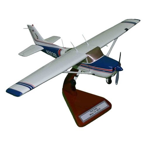 Cessna 172H Custom Aircraft Model - View 7