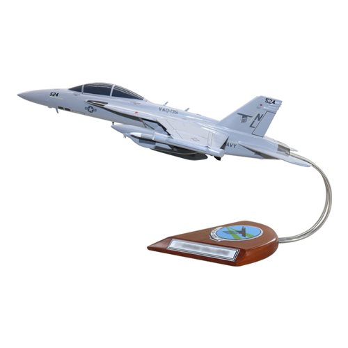 VAQ-135 EA-18G Custom Airplane Model  - View 2
