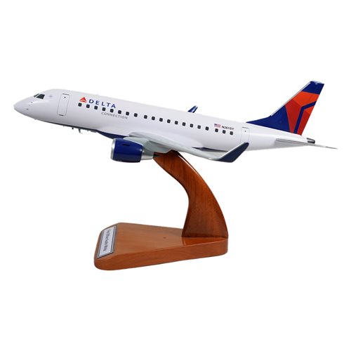 Delta Connection Embraer 170 Custom Aircraft Model - View 2