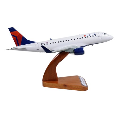 Delta Connection Embraer 170 Custom Aircraft Model - View 4