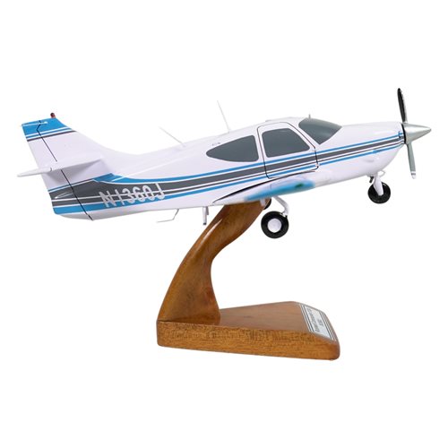 Rockwell Commander 112 Custom Aircraft Model - View 4