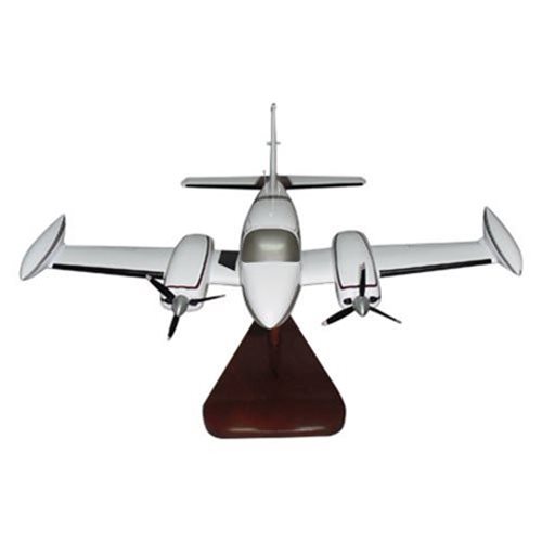 Cessna 310Q Custom Aircraft Model - View 4