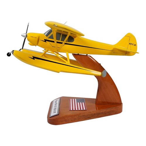 Piper Super Cub PA18 Custom Aircraft Model - View 3