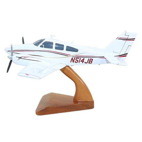 Beechcraft Baron 55 Custom Airplane Model  - View 2