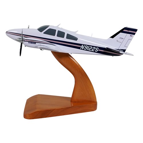 Beechcraft Baron 55 Custom Airplane Model  - View 3