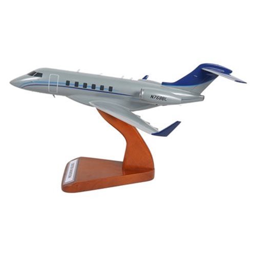 Bombardier Challenger 350 Aircraft Model - View 2