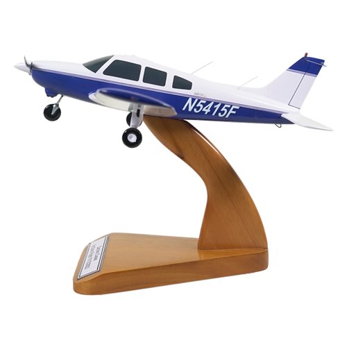 Piper PA-28-151 Custom Aircraft Model - View 3
