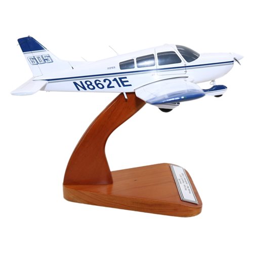 Piper PA-28-151 Custom Aircraft Model - View 5