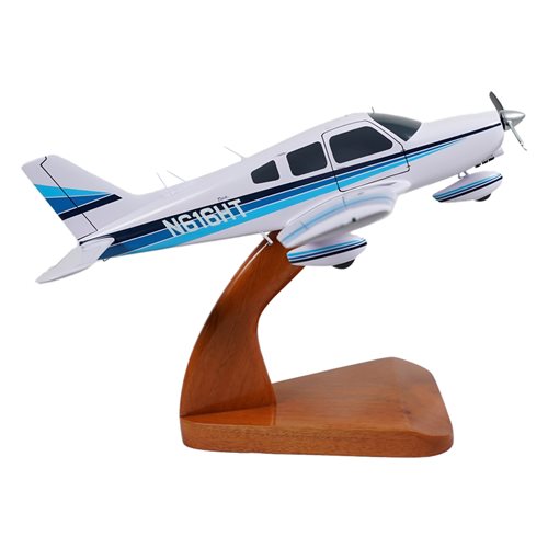 Piper PA-28-236 Dakota Custom Aircraft Model - View 4