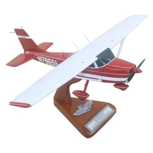 Cessna 172K Custom Aircraft Model - View 7