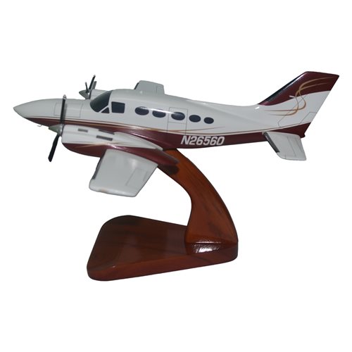 Cessna 421C Custom Aircraft Model - View 3