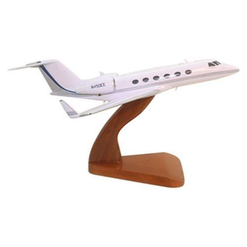Gulfstream G450 Custom Airplane Model  - View 5