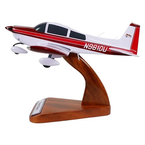 Grumman American AA-5 Traveler Custom Aircraft Model - View 2