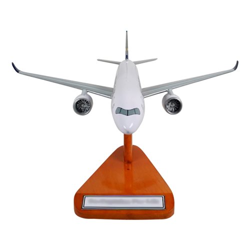 Singapore Airlines Airbus 350-1000 Custom Aircraft Model - View 3