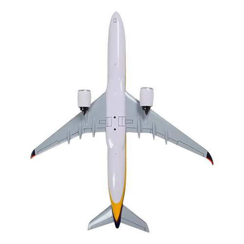 Singapore Airlines Airbus 350-1000 Custom Aircraft Model - View 7