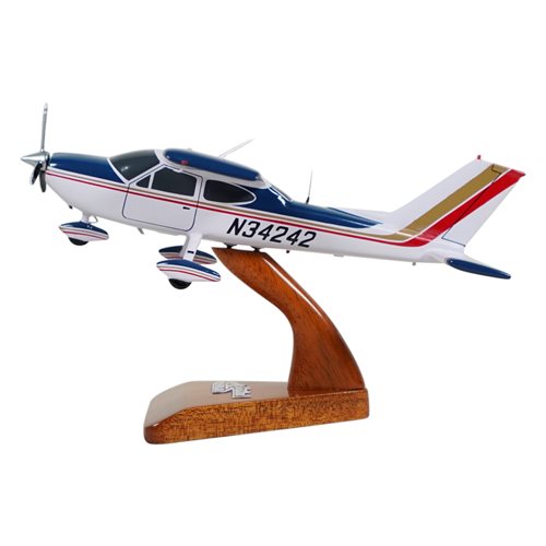 Cessna 177B Custom Aircraft Model - View 2