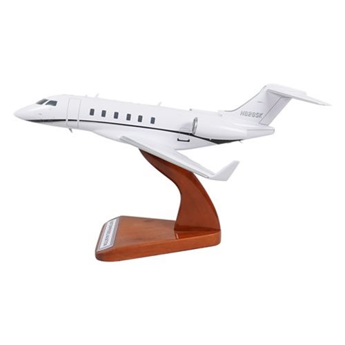 Bombardier Challenger 300 Aircraft Model - View 2