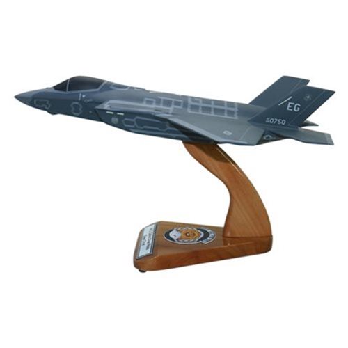 Design Your Own F-35A Lightning II Custom Airplane Model - View 3