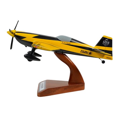 Extra 330SC Model - View 2