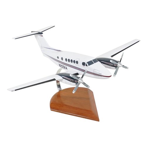 Beechcraft Super King Air 200 Custom Aircraft Model - View 7
