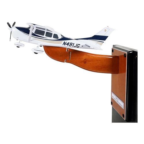 Cessna T206H Stationair Custom Aircraft Model - View 3
