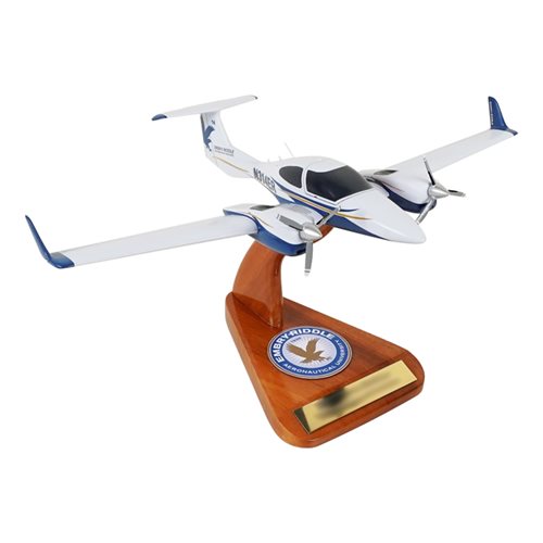 Diamond DA42 Twin Star Custom Aircraft Model - View 6