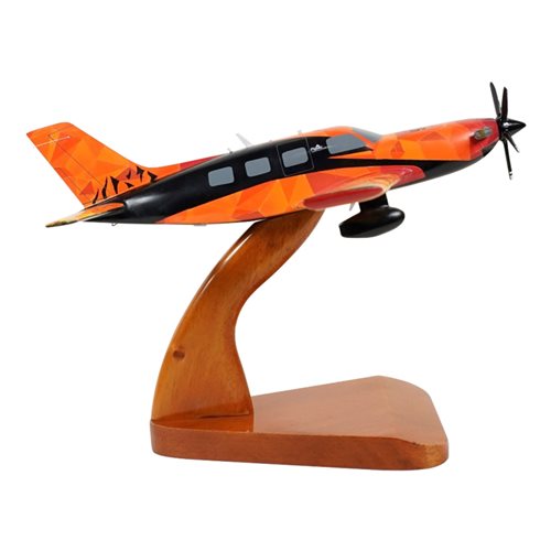 Piper M700 Custom Aircraft Model - View 4