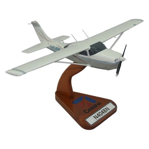 Cessna 210E Centurion Aircraft Model - View 5