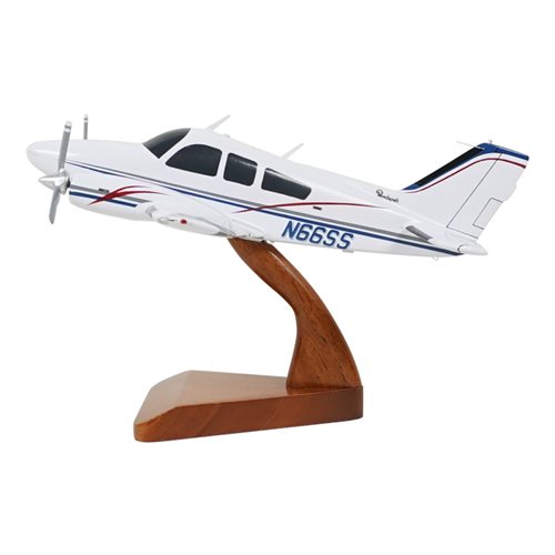 Beechcraft Baron 95-B55 Custom Airplane Model  - View 2