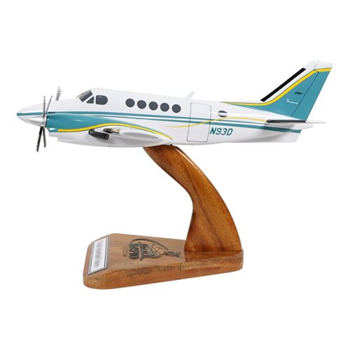 Beechcraft King Air 100 Custom Aircraft Model - View 2