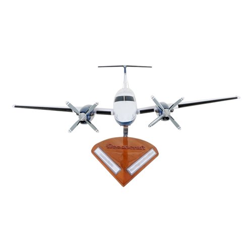 Beechcraft Super King Air 300 Custom Aircraft Model - View 3