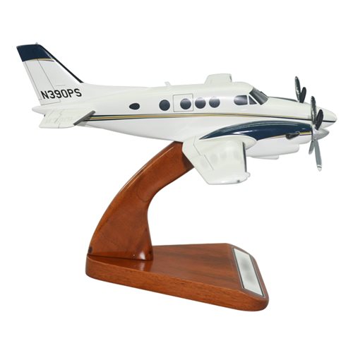 Beechcraft King Air E90 Custom Aircraft Model - View 4