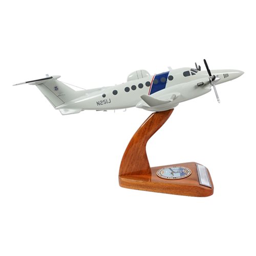 Super King Air 350CER Custom Airplane Model  - View 4