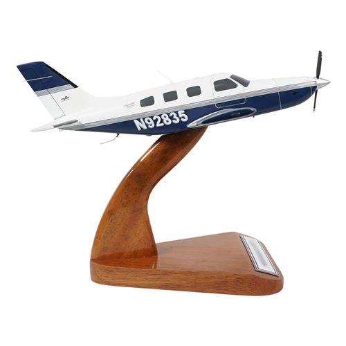 Piper PA-46 Malibu Mirage Custom Aircraft Model - View 4