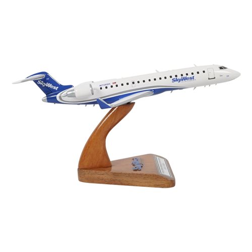 Skywest Airlines Bombardier CRJ-700 Custom Aircraft Model - View 4