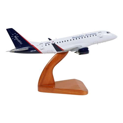 Republic Airways Embraer 170 Custom Aircraft Model - View 4