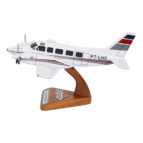 Embraer EMB-820C Navajo Custom Airplane Model  - View 2