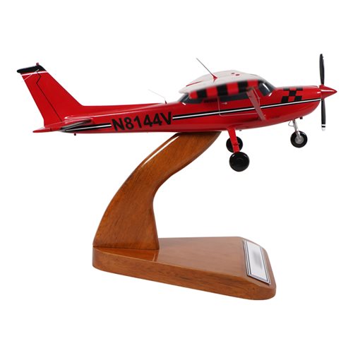 Cessna A150M Custom Aircraft Model - View 4