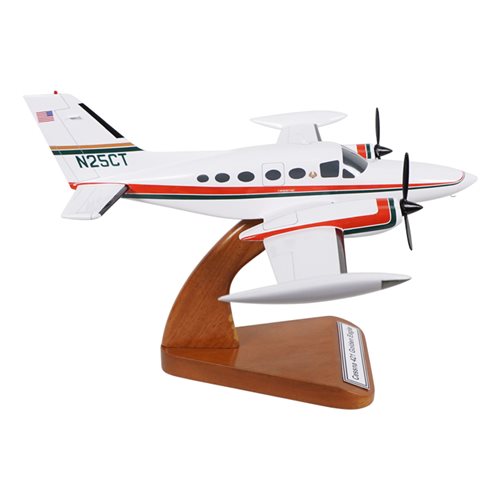 Cessna 421B Custom Aircraft Model - View 4