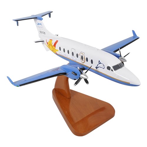 Gulfstream International Airlines Beechcraft 1900D Custom Airplane Model  - View 5