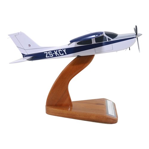 Cessna 177RG Custom Aircraft Model - View 4