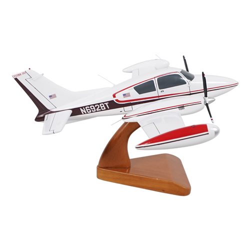 Cessna 310D Custom Aircraft Model - View 4