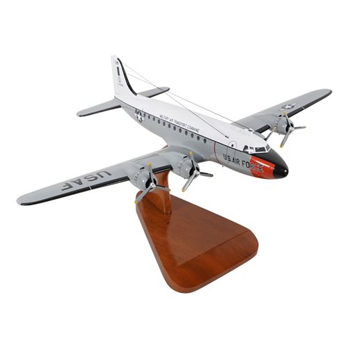 Design Your Own Douglas C-54 Skymaster Model - View 5
