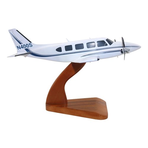 Piper PA-31-310 Navajo Custom Aircraft Model - View 4