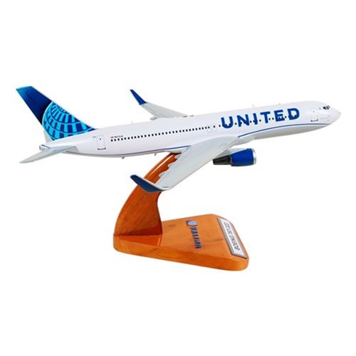 Boeing 767-322 Custom Airplane Model - View 4