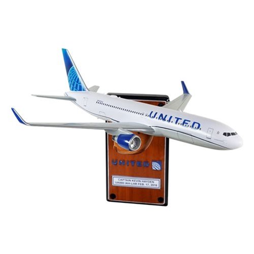 Boeing 767-322 Custom Airplane Model - View 5