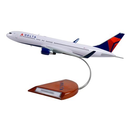 Delta Airlines Boeing 767-332 Custom Aircraft Model - View 2